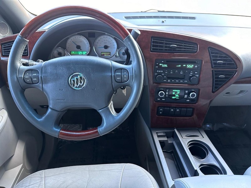 Buick Rendezvous Vehicle Full-screen Gallery Image 18