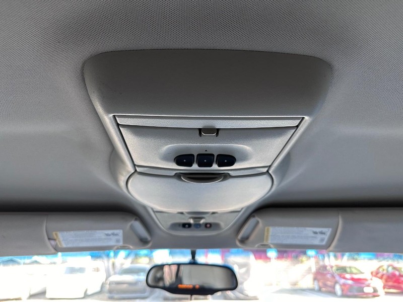 Buick Rendezvous Vehicle Full-screen Gallery Image 22