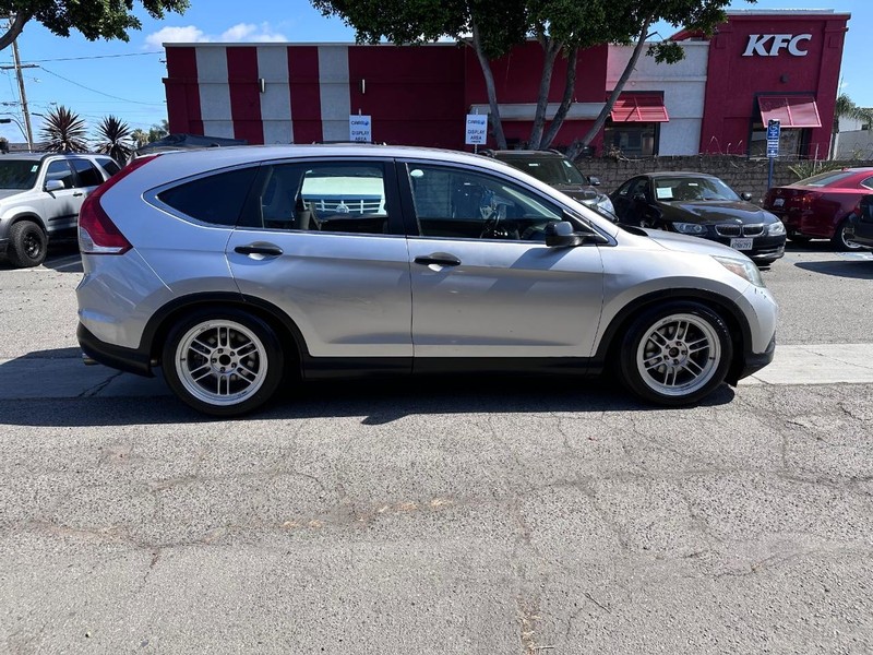 Honda CR-V Vehicle Full-screen Gallery Image 04