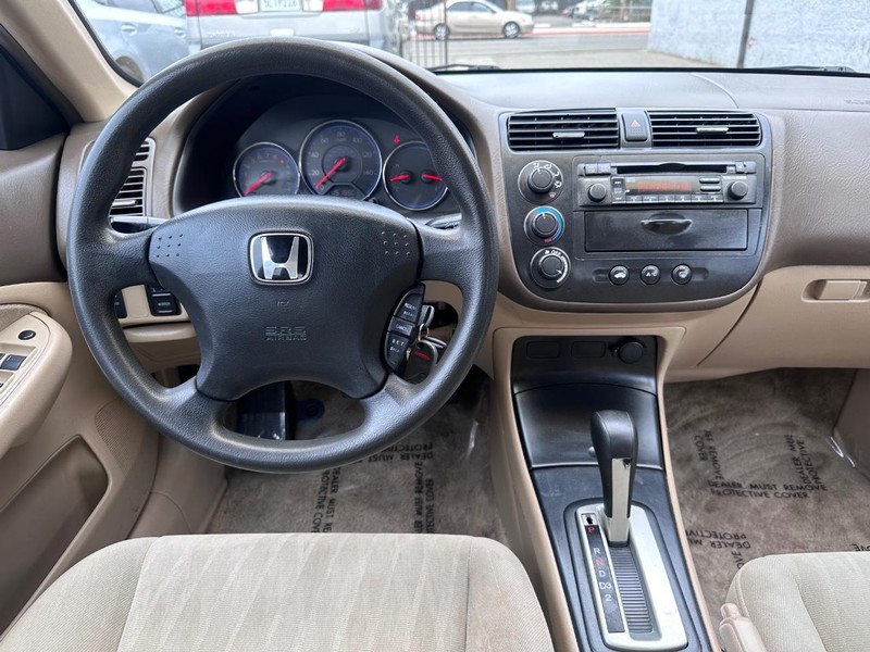 Honda Civic Vehicle Full-screen Gallery Image 14