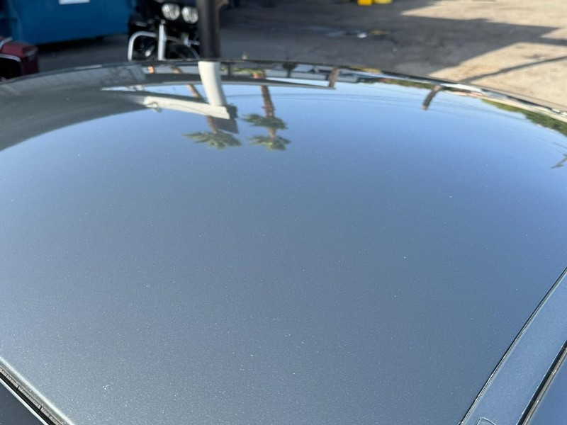 Audi TT Vehicle Full-screen Gallery Image 09