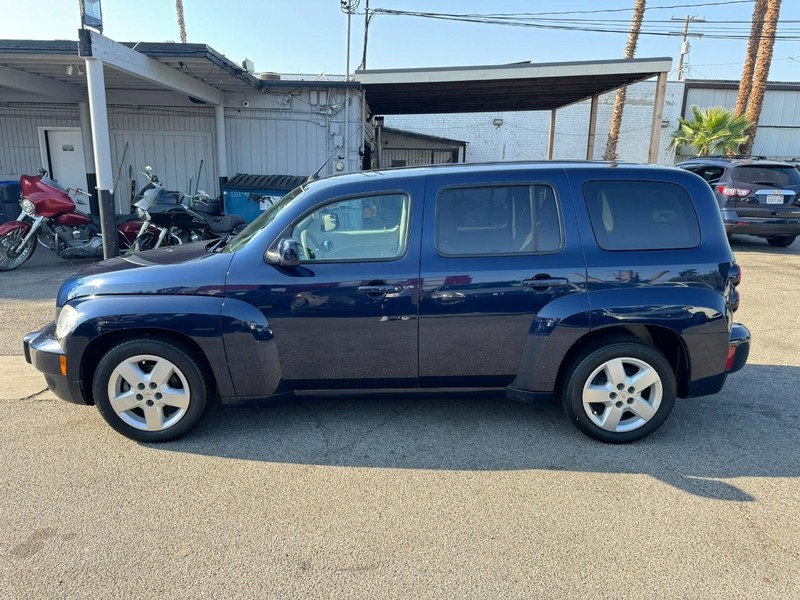 Chevrolet HHR Vehicle Full-screen Gallery Image 02