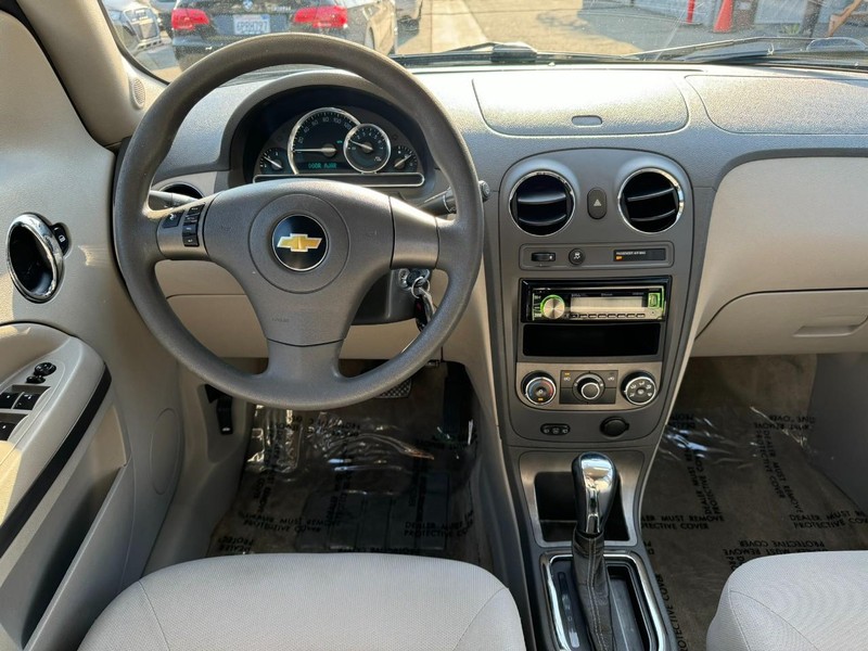 Chevrolet HHR Vehicle Full-screen Gallery Image 19