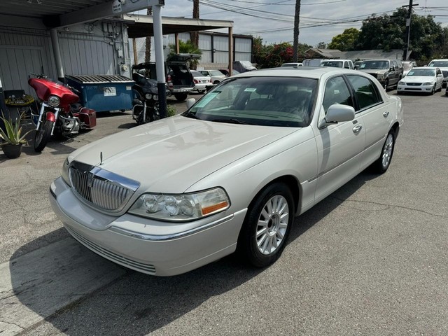 more details - lincoln town car