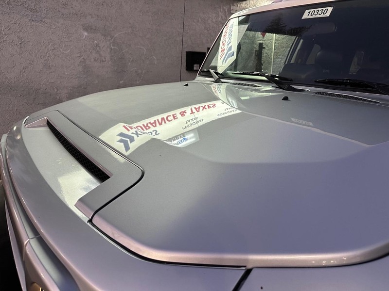 Toyota FJ Cruiser Vehicle Full-screen Gallery Image 10