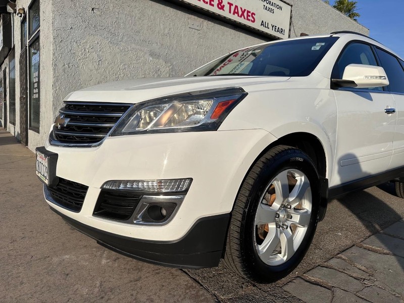 Chevrolet Traverse Vehicle Full-screen Gallery Image 08