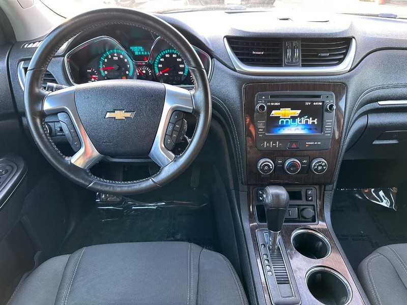 Chevrolet Traverse Vehicle Full-screen Gallery Image 20