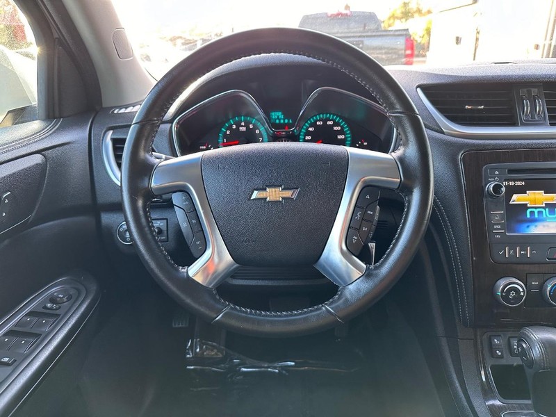 Chevrolet Traverse Vehicle Full-screen Gallery Image 21