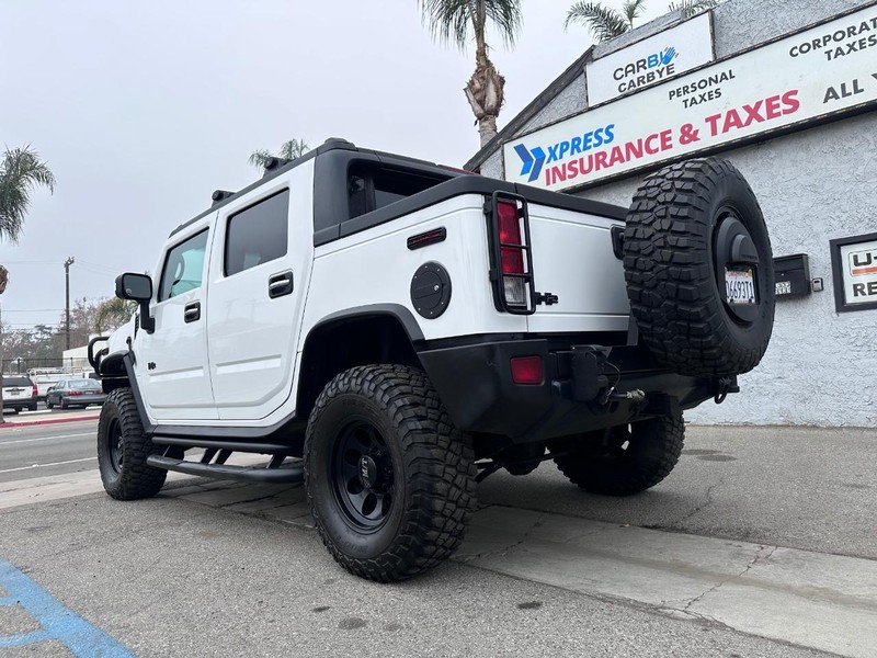 HUMMER H2 Vehicle Full-screen Gallery Image 03