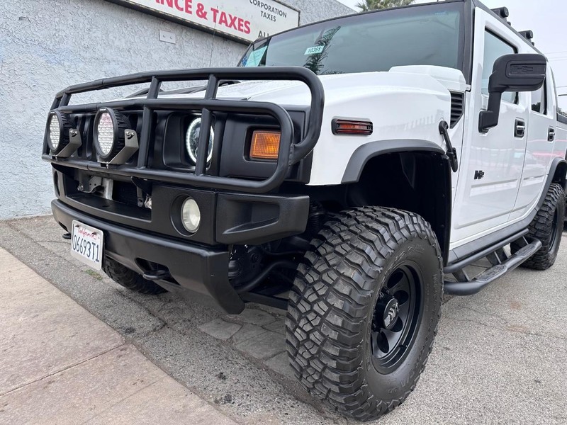 HUMMER H2 Vehicle Full-screen Gallery Image 08