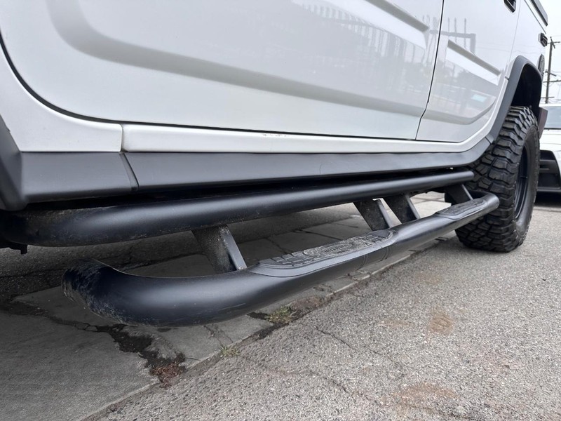 HUMMER H2 Vehicle Full-screen Gallery Image 10