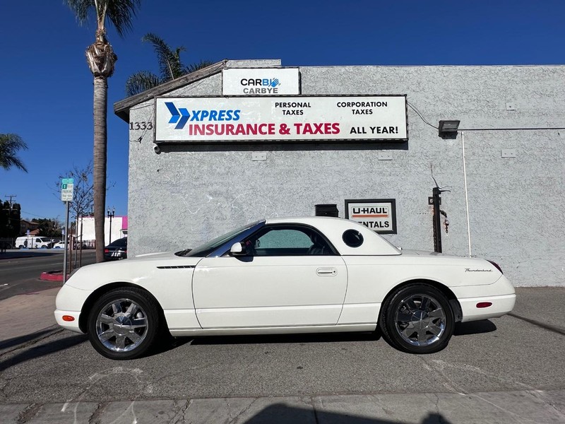 Ford Thunderbird Vehicle Full-screen Gallery Image 02