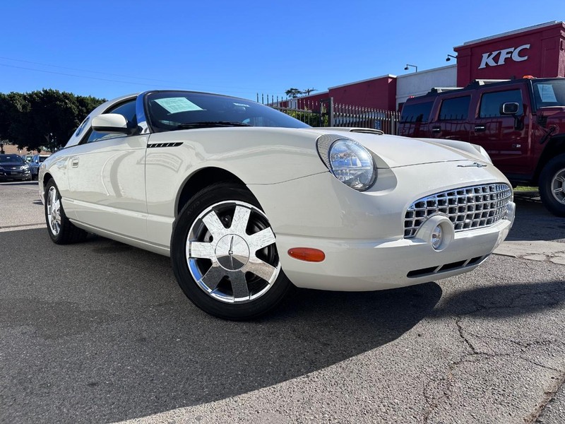 Ford Thunderbird Vehicle Full-screen Gallery Image 06