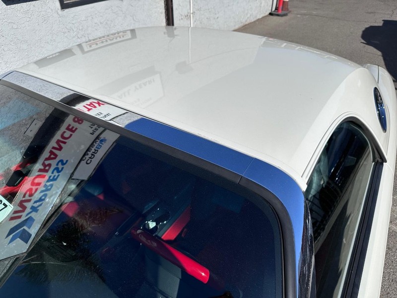 Ford Thunderbird Vehicle Full-screen Gallery Image 10