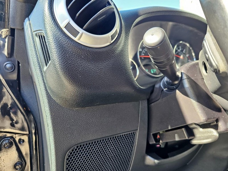 Jeep Wrangler Unlimited Vehicle Full-screen Gallery Image 18