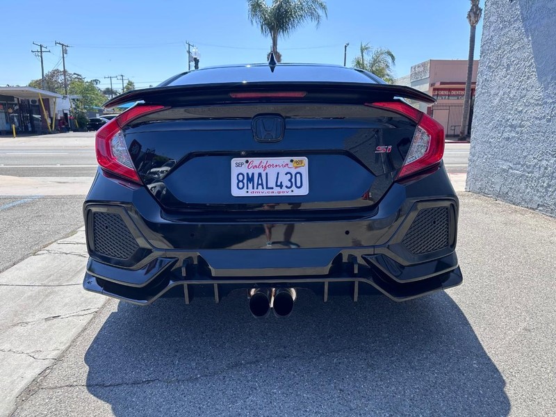 Honda Civic Si Sedan Vehicle Full-screen Gallery Image 04