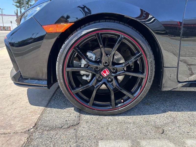 Honda Civic Si Sedan Vehicle Full-screen Gallery Image 11