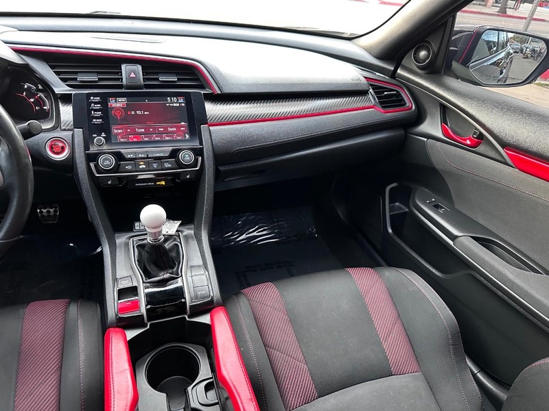 Honda Civic Si Sedan Vehicle Full-screen Gallery Image 19