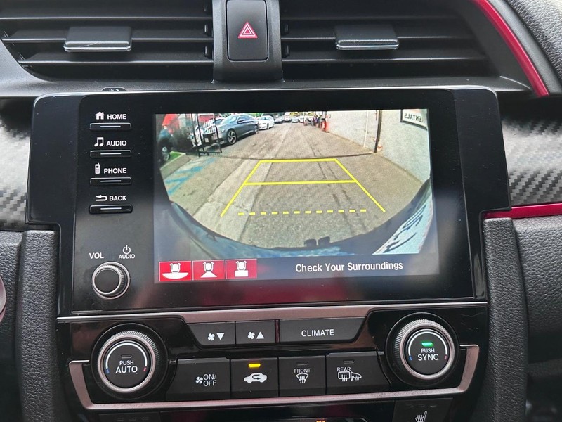 Honda Civic Si Sedan Vehicle Full-screen Gallery Image 31