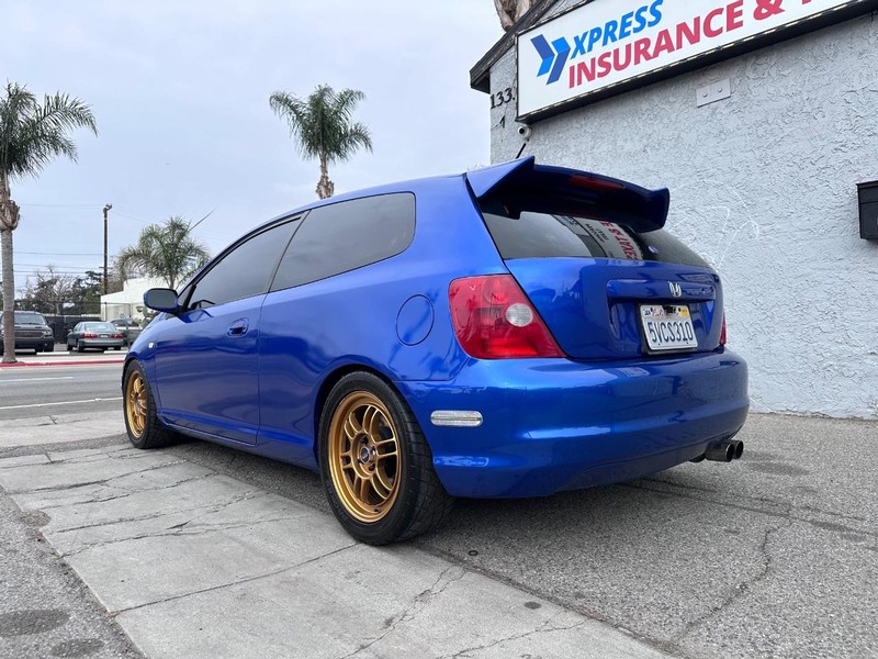 Honda Civic Vehicle Full-screen Gallery Image 03