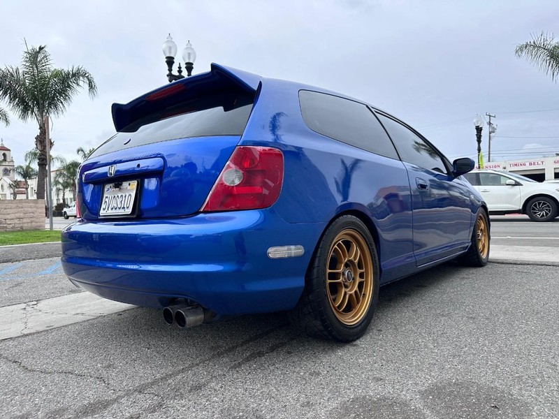 Honda Civic Vehicle Full-screen Gallery Image 05