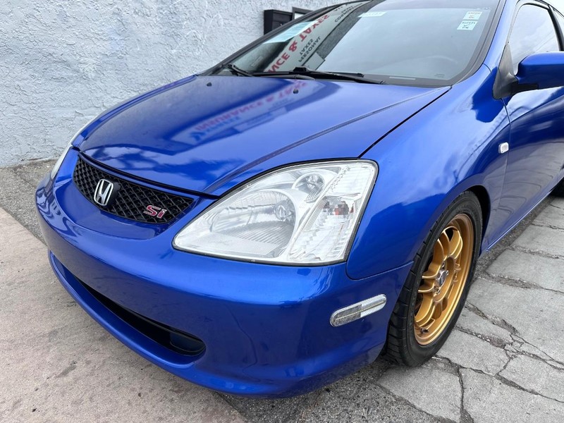 Honda Civic Vehicle Full-screen Gallery Image 09