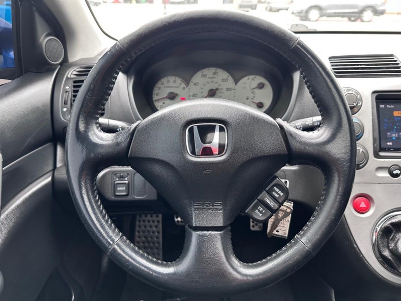 Honda Civic Vehicle Full-screen Gallery Image 22