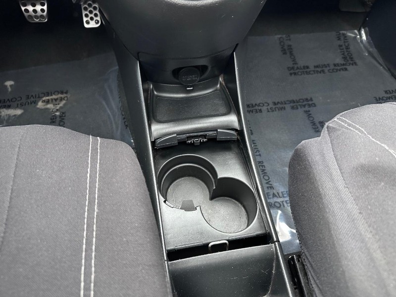 Honda Civic Vehicle Full-screen Gallery Image 25