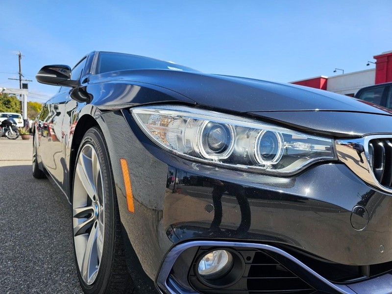 BMW 4 Series Vehicle Full-screen Gallery Image 08