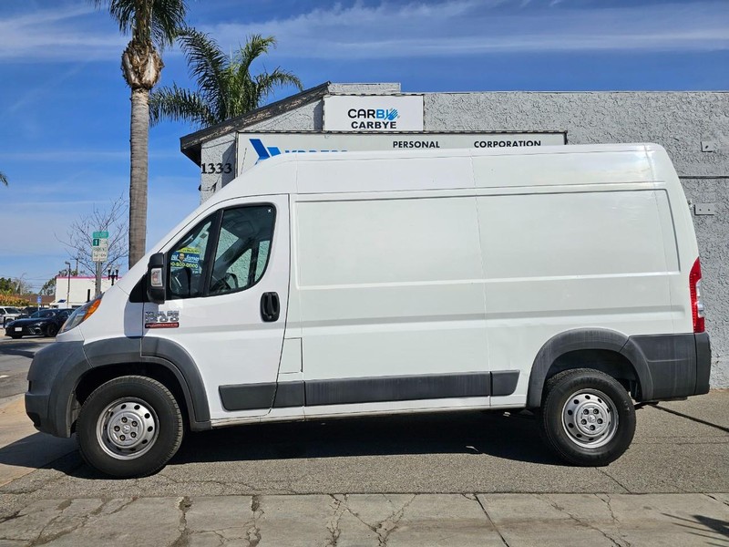Ram ProMaster Cargo Van Vehicle Full-screen Gallery Image 02