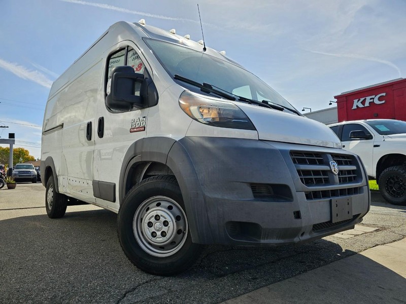 Ram ProMaster Cargo Van Vehicle Full-screen Gallery Image 06