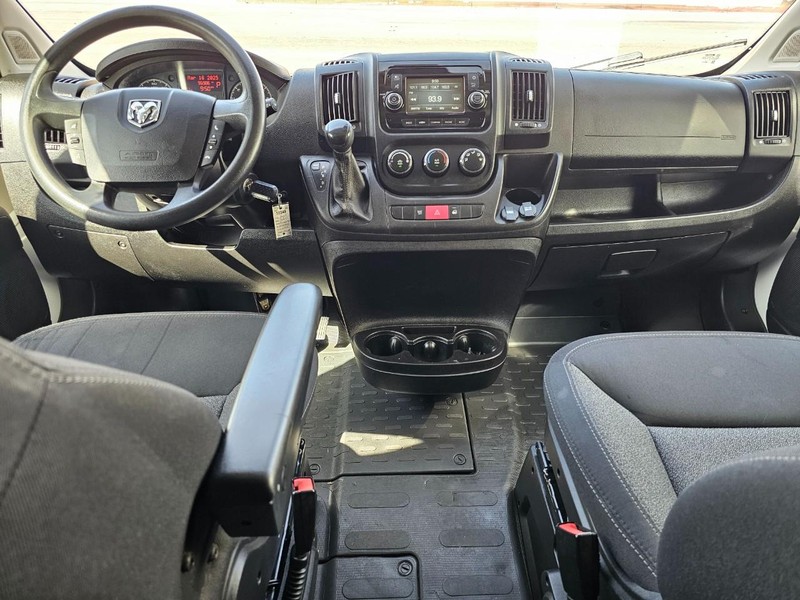 Ram ProMaster Cargo Van Vehicle Full-screen Gallery Image 25