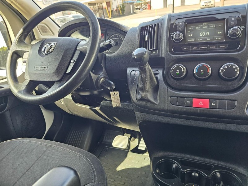 Ram ProMaster Cargo Van Vehicle Full-screen Gallery Image 26