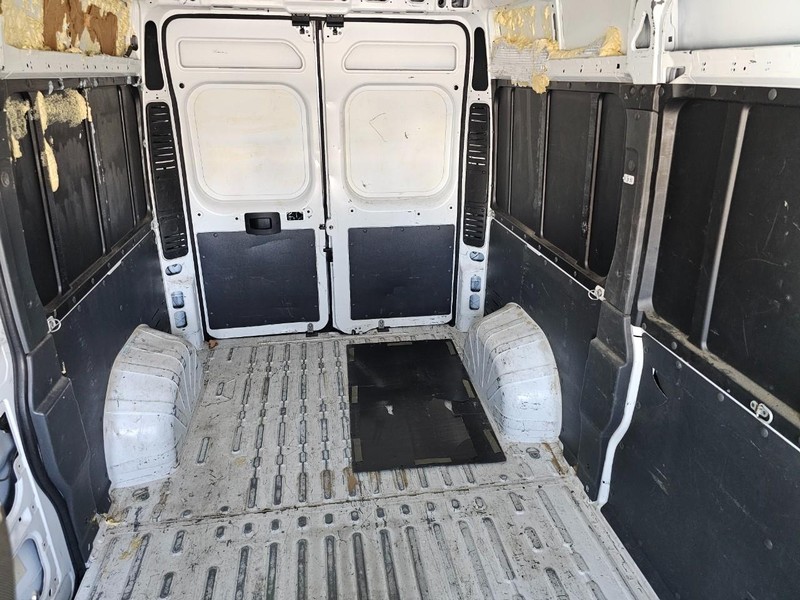 Ram ProMaster Cargo Van Vehicle Full-screen Gallery Image 28