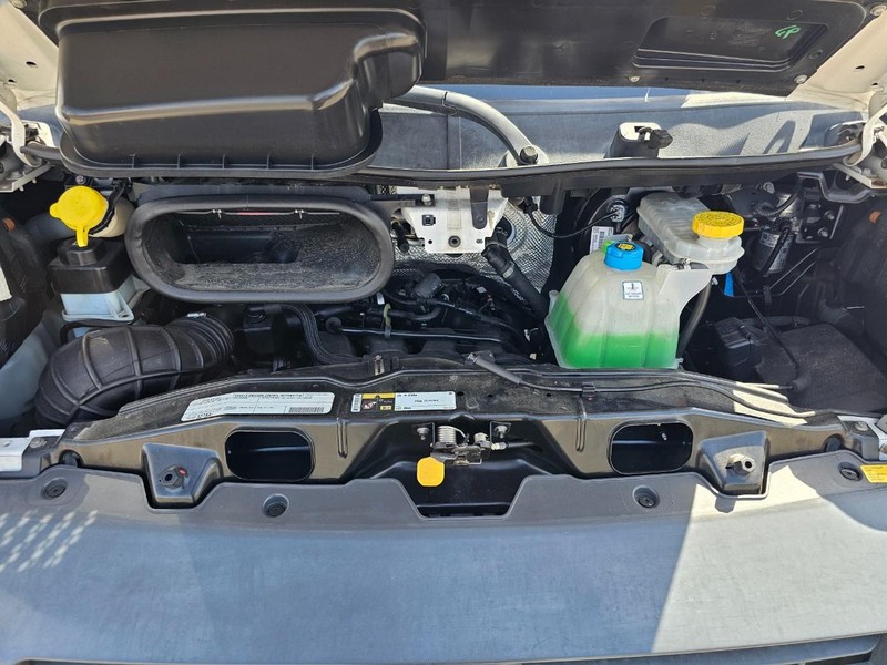 Ram ProMaster Cargo Van Vehicle Full-screen Gallery Image 31