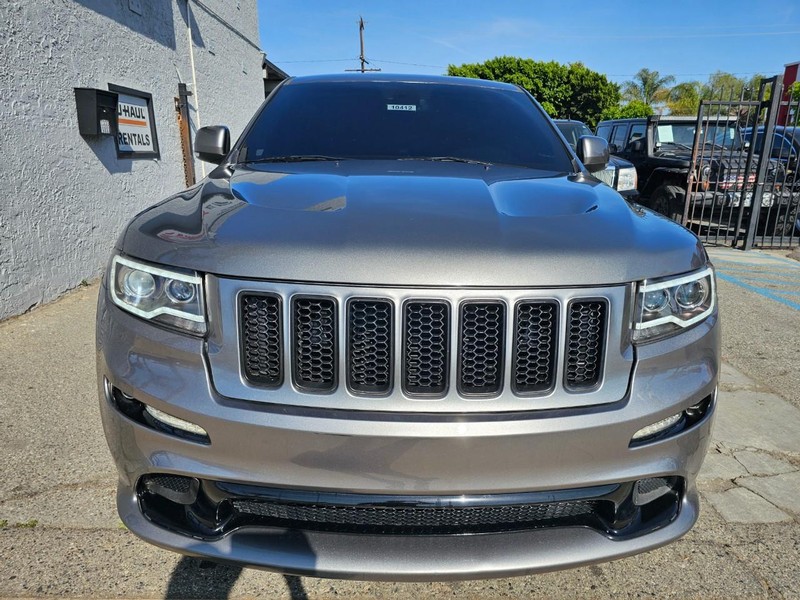 Jeep Grand Cherokee Vehicle Full-screen Gallery Image 07
