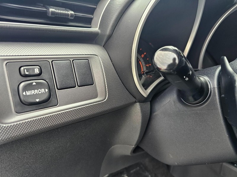 Scion tC Vehicle Full-screen Gallery Image 16