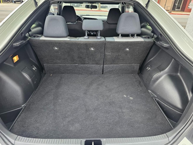 Scion tC Vehicle Full-screen Gallery Image 30