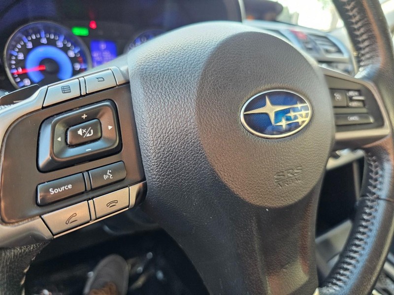 Subaru XV Crosstrek Hybrid Vehicle Full-screen Gallery Image 19