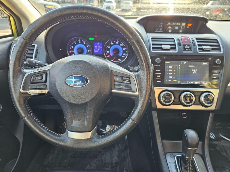 Subaru XV Crosstrek Hybrid Vehicle Full-screen Gallery Image 25
