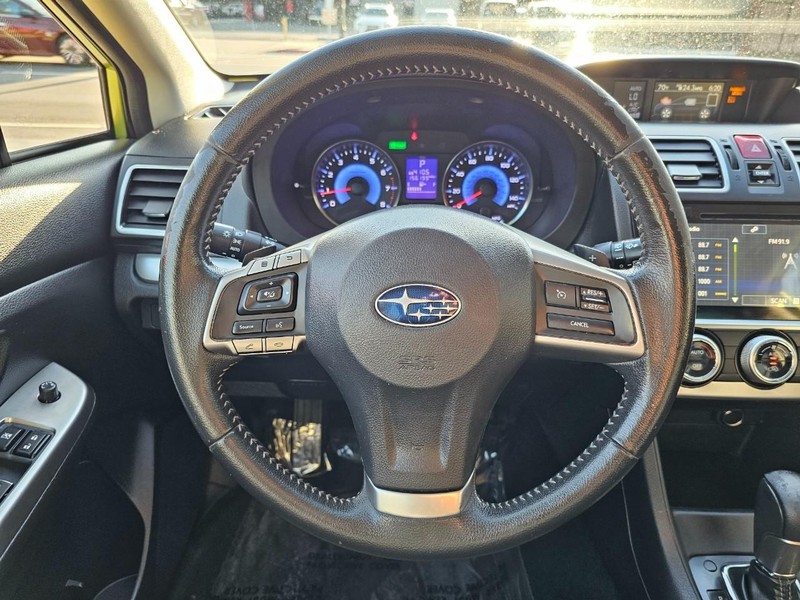 Subaru XV Crosstrek Hybrid Vehicle Full-screen Gallery Image 26