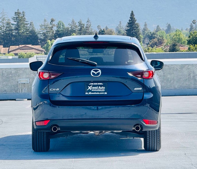 Mazda CX-5 Vehicle Full-screen Gallery Image 11