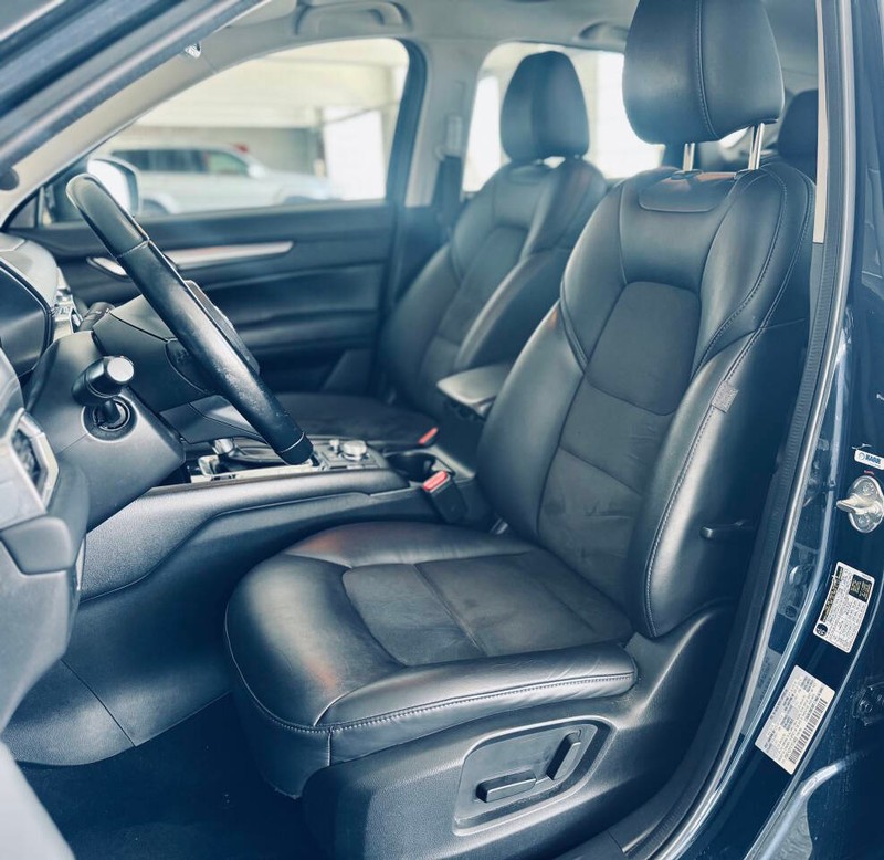 Mazda CX-5 Vehicle Full-screen Gallery Image 19