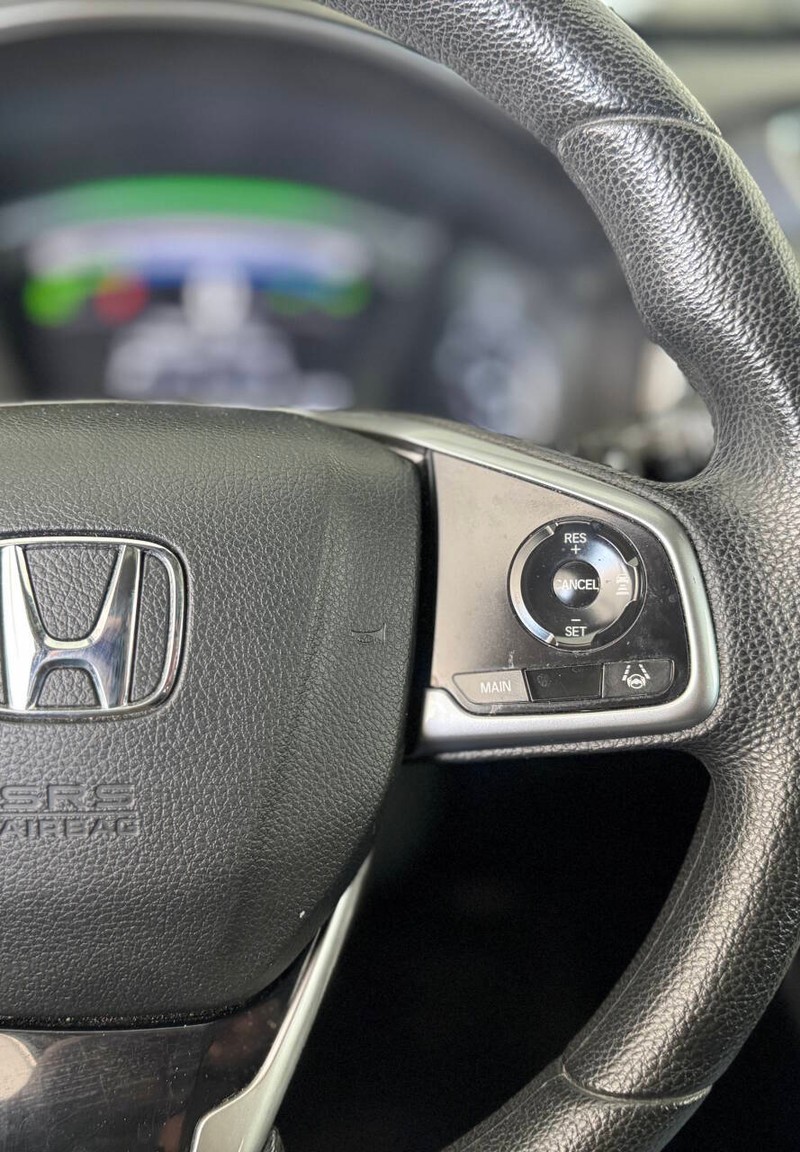 Honda CR-V Hybrid Vehicle Full-screen Gallery Image 18