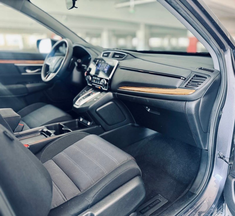 Honda CR-V Hybrid Vehicle Full-screen Gallery Image 21