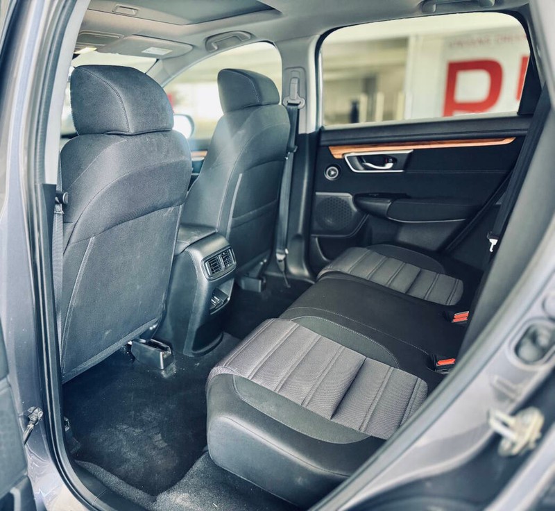 Honda CR-V Hybrid Vehicle Full-screen Gallery Image 26