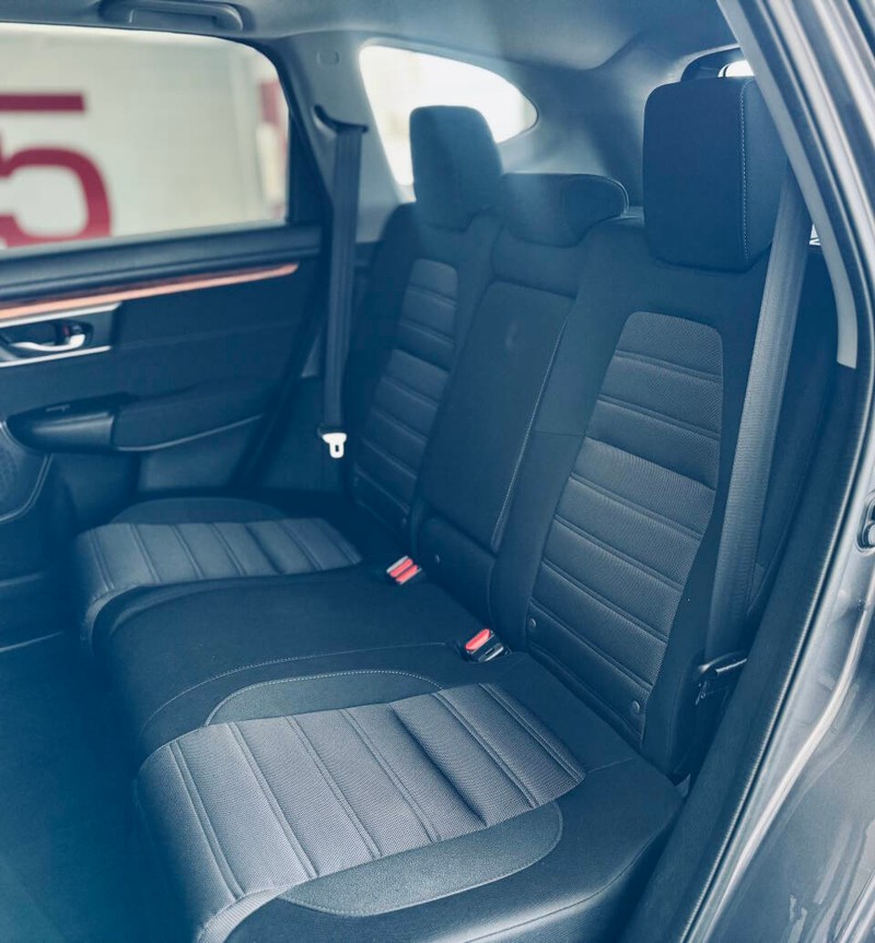 Honda CR-V Hybrid Vehicle Full-screen Gallery Image 27