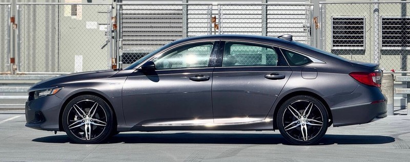 Honda Accord Hybrid Vehicle Full-screen Gallery Image 10