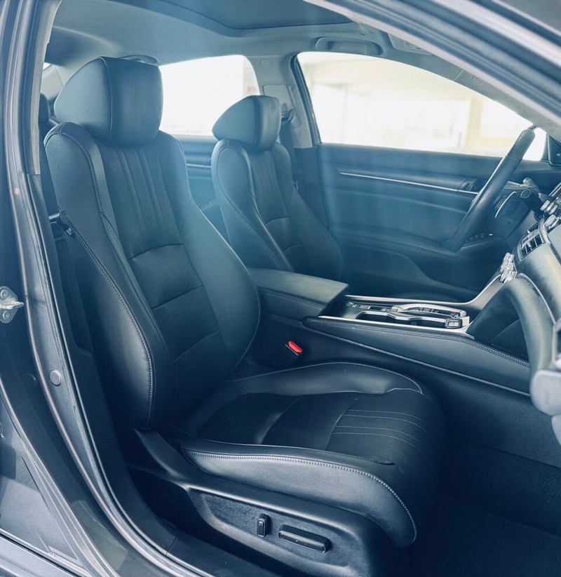 Honda Accord Hybrid Vehicle Full-screen Gallery Image 23