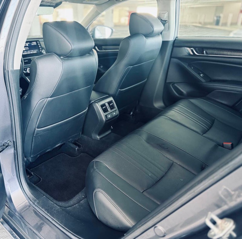 Honda Accord Hybrid Vehicle Full-screen Gallery Image 26